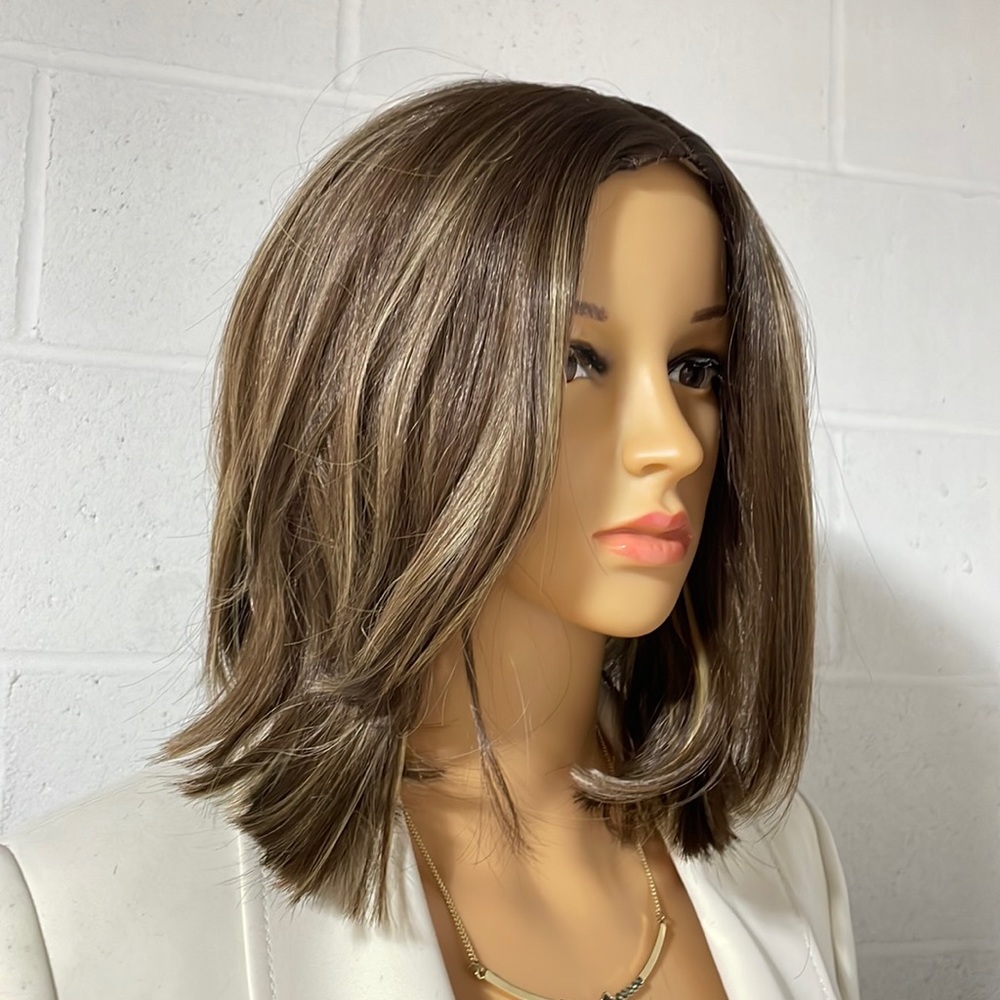 NWT brown wig caramel golden highlights center-part 12” mid brunette FINALPRICE